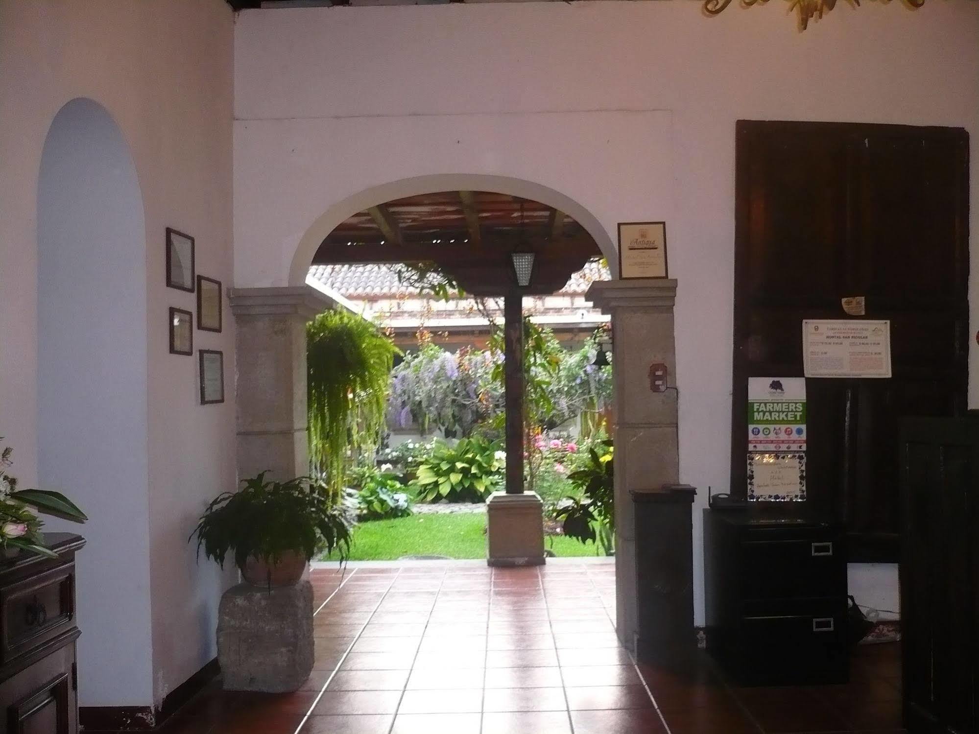 Hostal San Nicolas Antigua Exteriör bild
